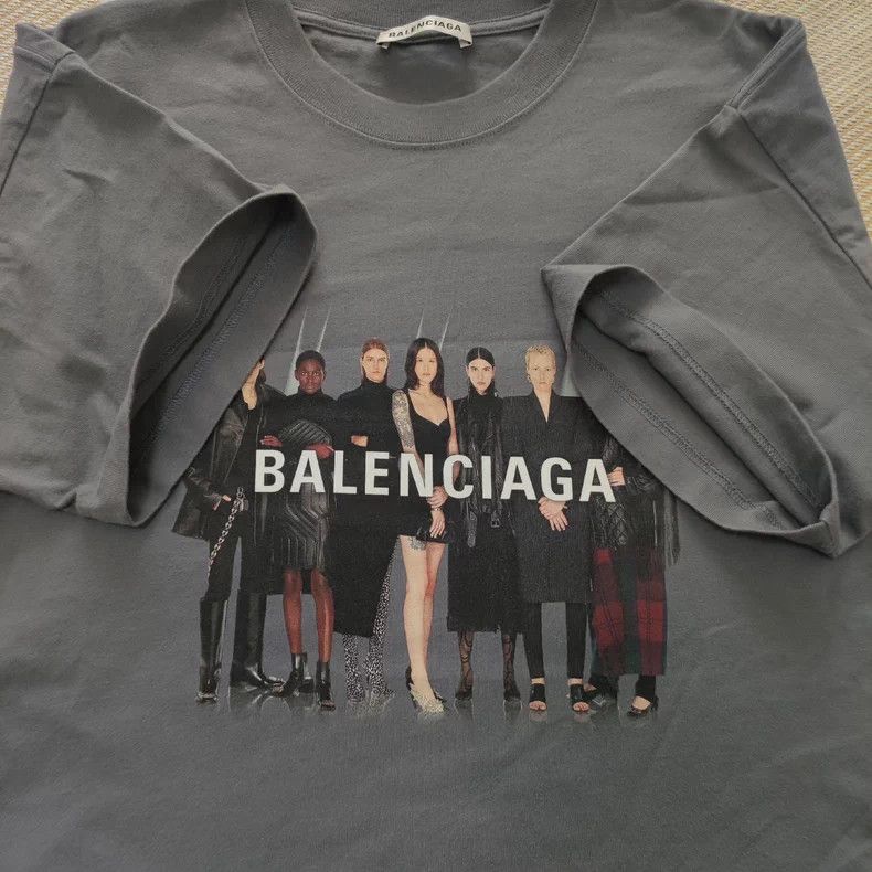 Balenciaga Balenciaga Band Portrait Short Sleeve T-Shirt Size US S / EU 44-46 / 1 - 4 Thumbnail