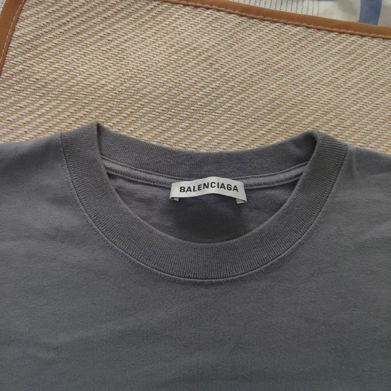 Balenciaga Balenciaga Band Portrait Short Sleeve T-Shirt Size US S / EU 44-46 / 1 - 3 Thumbnail