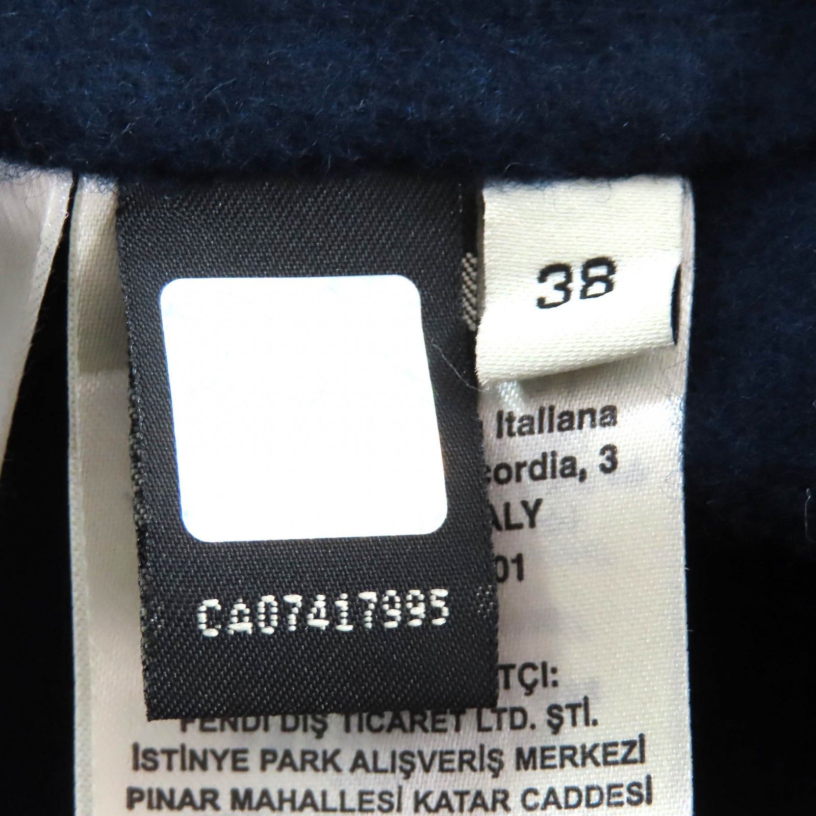 Fendi Fendi Fendi Mink Fur Long Coat Natural Material Outerwear FF8764 DUTY FREE for USA Size ONE SIZE - 9 Thumbnail