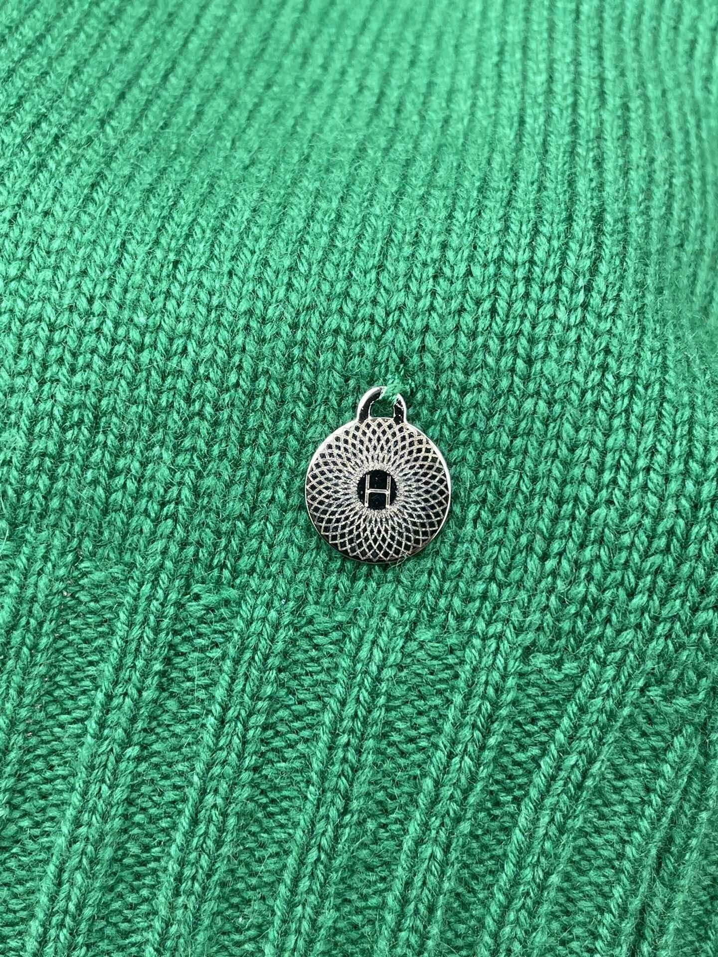 Hermes Hermes Green Knit Sweater Size 34 Size US XS / EU 42 / 0 - 3 Thumbnail