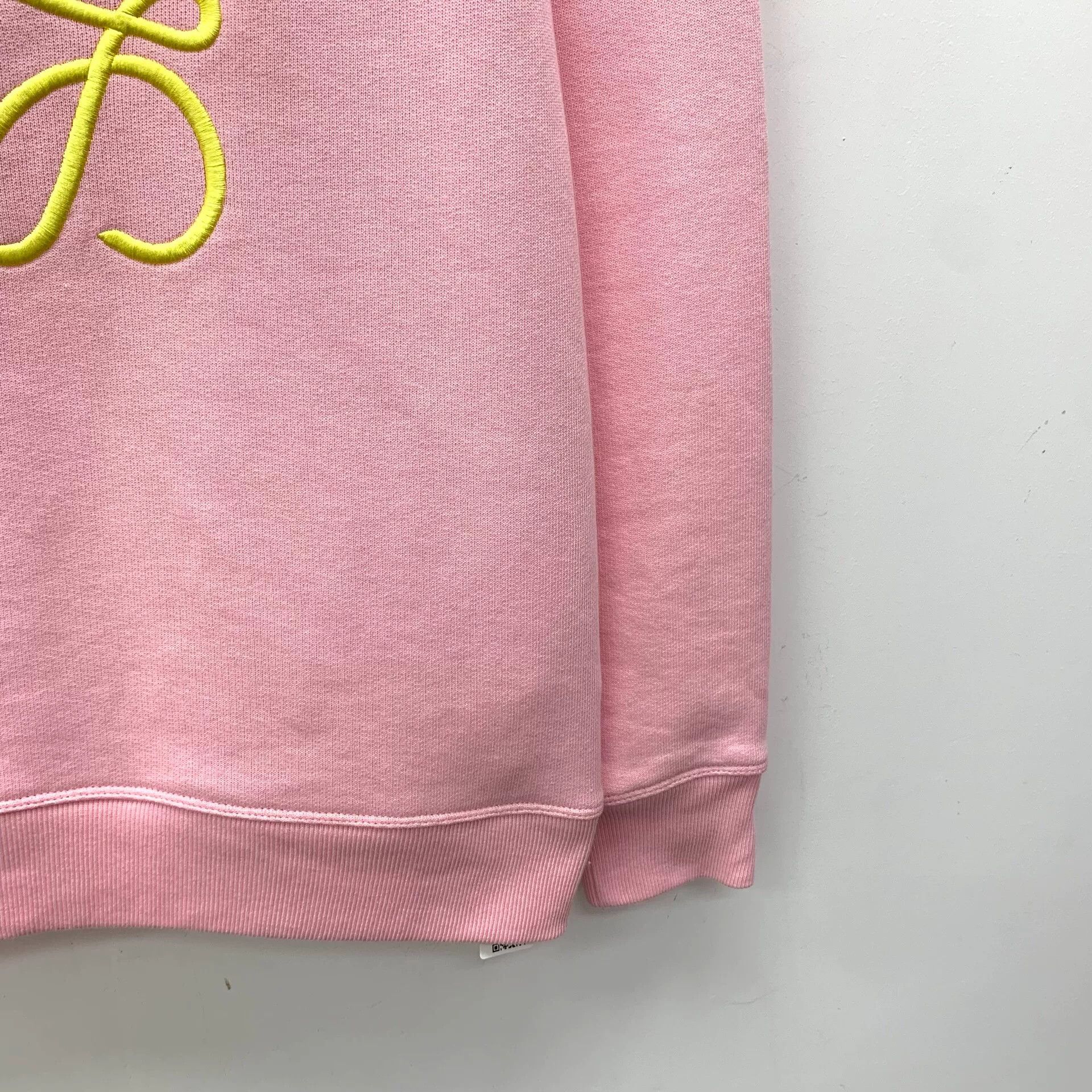 Loewe Loewe Pink Logo Embroidered Sweatshirt Size US S / EU 44-46 / 1 - 4 Thumbnail
