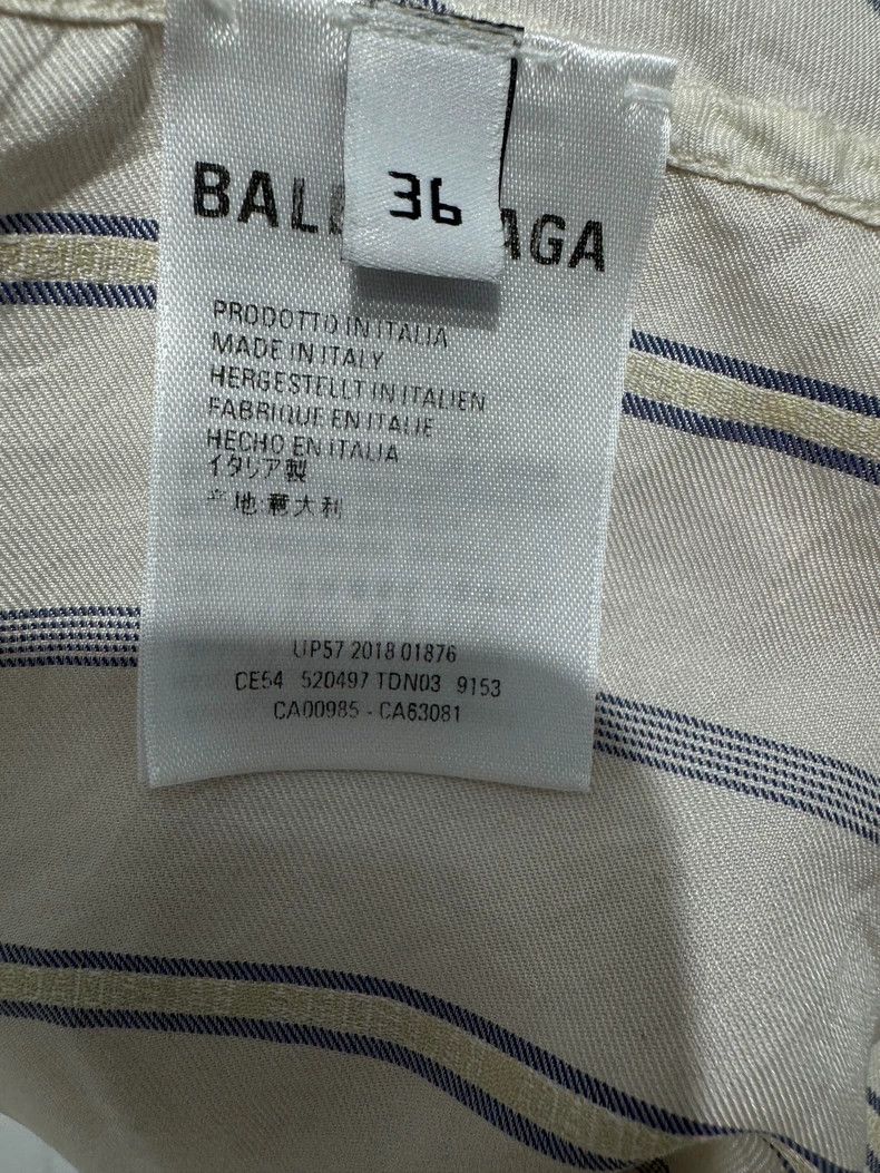 Balenciaga Balenciaga Striped Back Logo Shirt Size US S / EU 44-46 / 1 - 4 Thumbnail