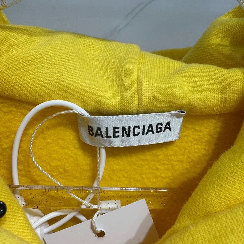 Balenciaga Balenciaga Yellow Logo Hoodie XXS New Size US XXS / EU 40 - 2 Thumbnail