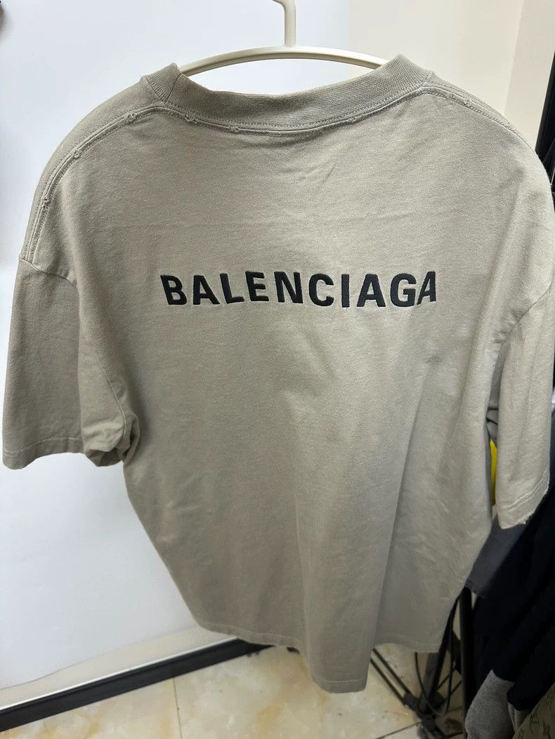 Balenciaga Balenciaga Embroidered Letter Short Sleeve Size US XS / EU 42 / 0 - 2 Thumbnail