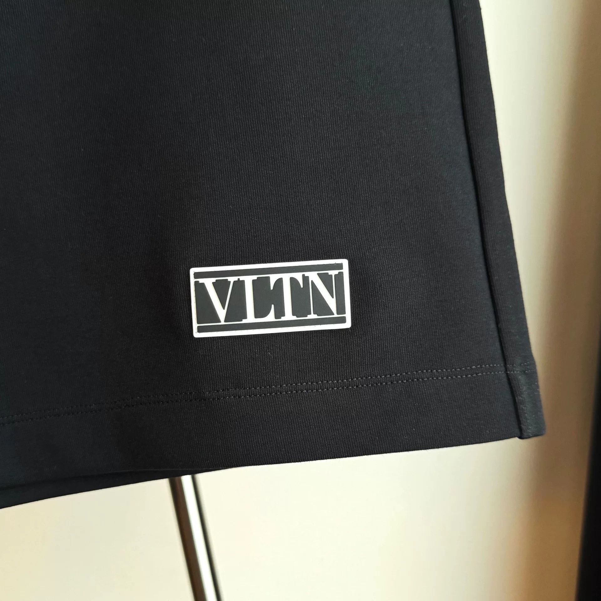 Valentino Valentino VLTN Drawstring Shorts Size US 30 / EU 46 - 3 Thumbnail