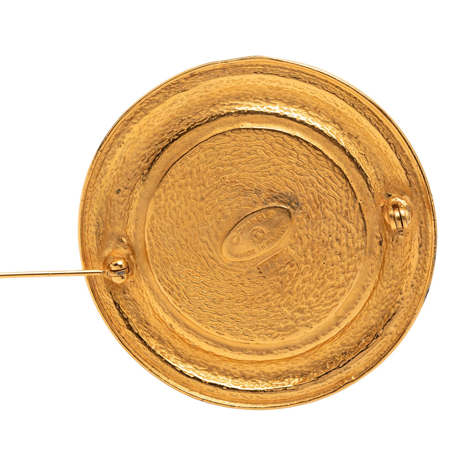 Chanel Chanel Gold Plated 31 Rue Cambon Round Vintage Pin Brooch Size ONE SIZE - 3 Thumbnail