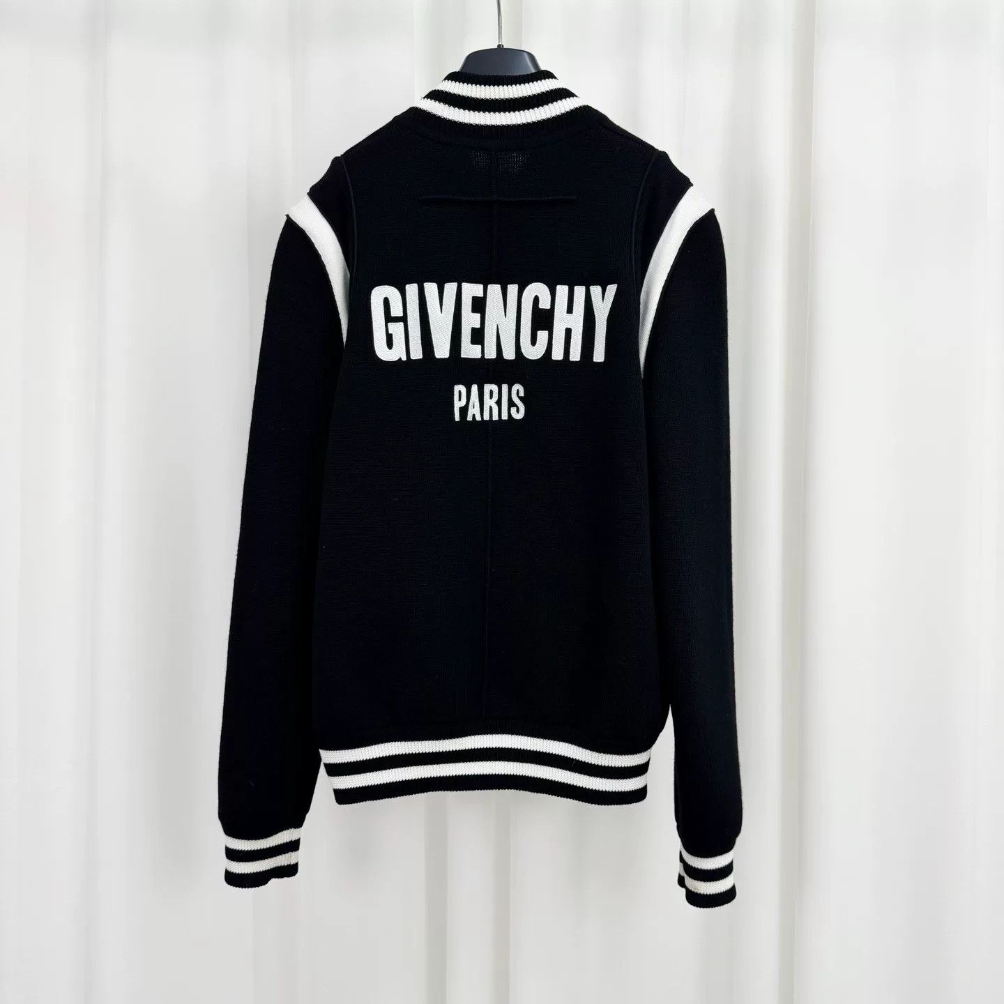 Givenchy Givenchy Embroidered Letter Wool Varsity Jacket Size US M / EU 48-50 / 2 - 2 Thumbnail