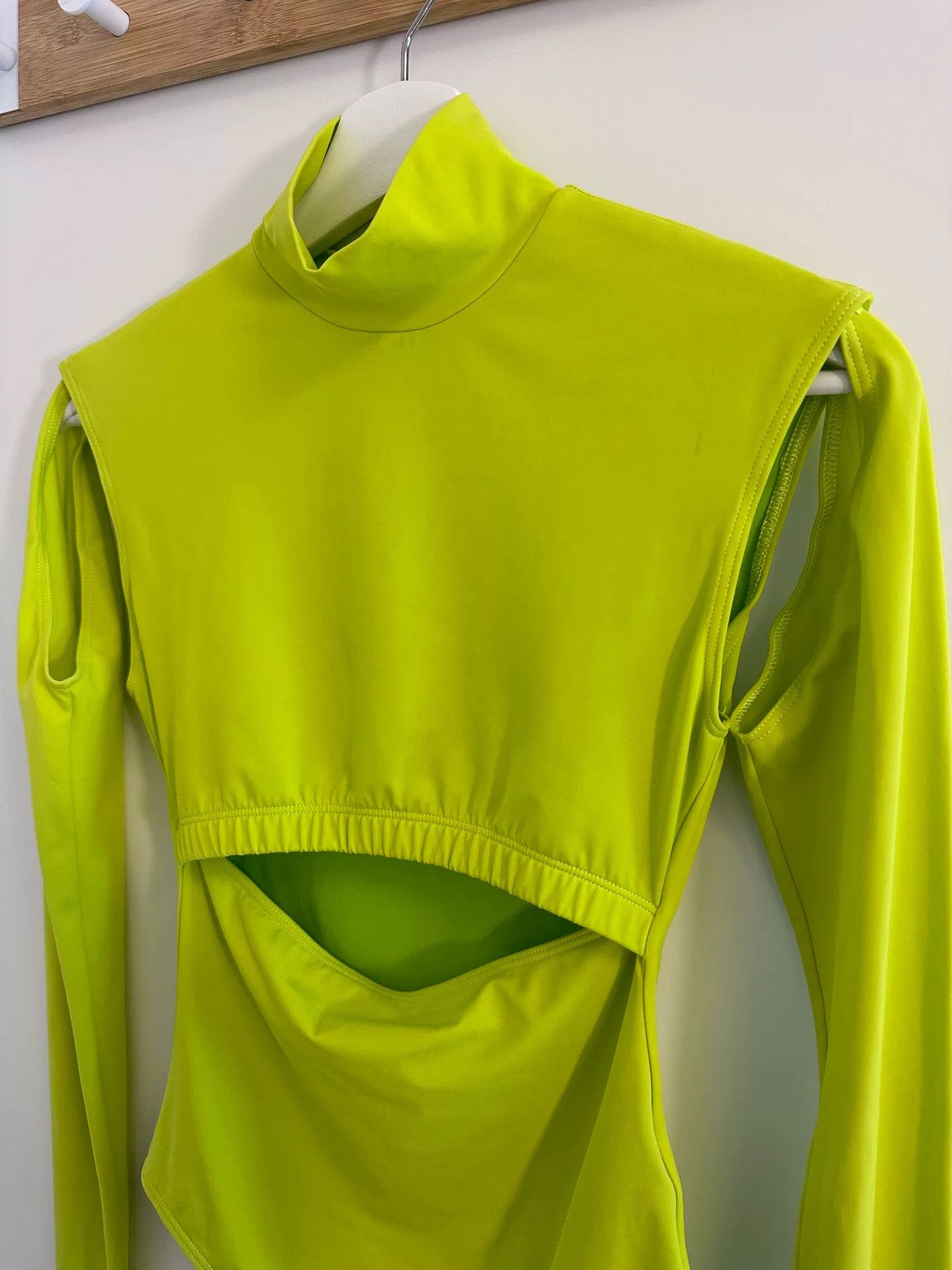 Vetements Vetements Neon Green Cutout Bodysuit Size US S / EU 44-46 / 1 - 3 Thumbnail