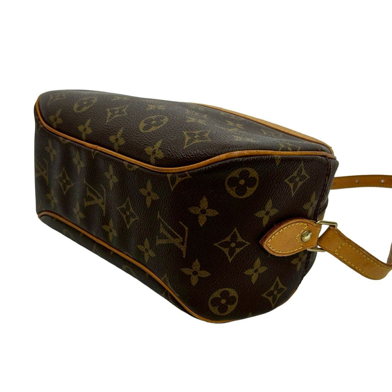 Louis Vuitton Louis Vuitton Louis Vuitton Blois Monogram Leather Shoulder Bag Canvas Shoulder Bag DUTY FREE for USA Size ONE SIZE - 9 Thumbnail