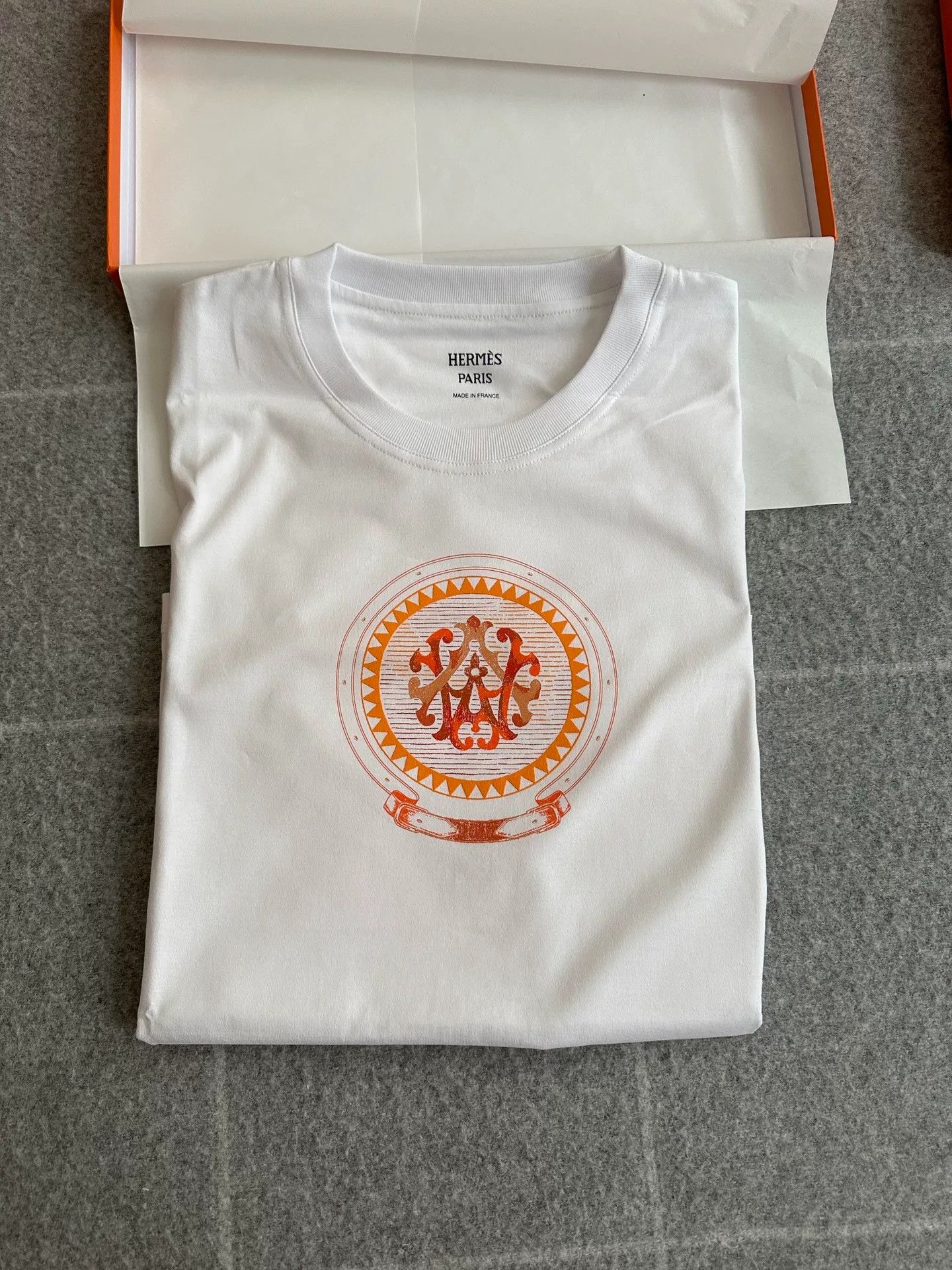 Hermes Hermes 2025 Women's White Print T-shirt Size US M / EU 48-50 / 2 - 3 Thumbnail