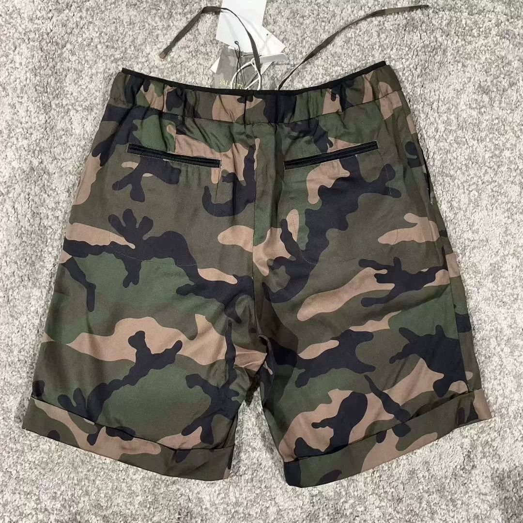 Valentino Valentino Silk Camouflage Shorts Size US 38 / EU 54 - 2 Thumbnail