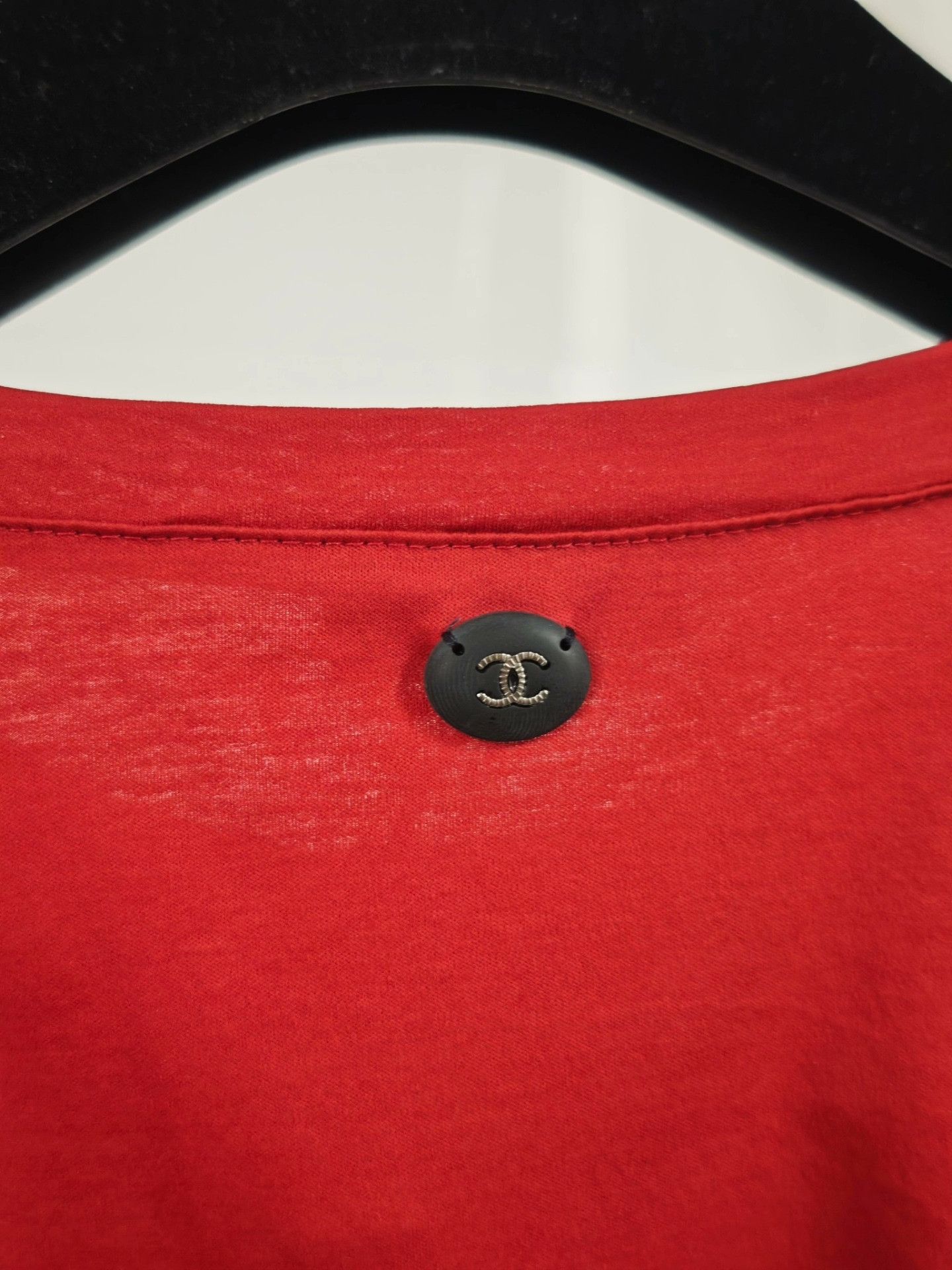 Chanel chanel gabrielle logo t-shirt in red Size US S / EU 44-46 / 1 - 6 Thumbnail