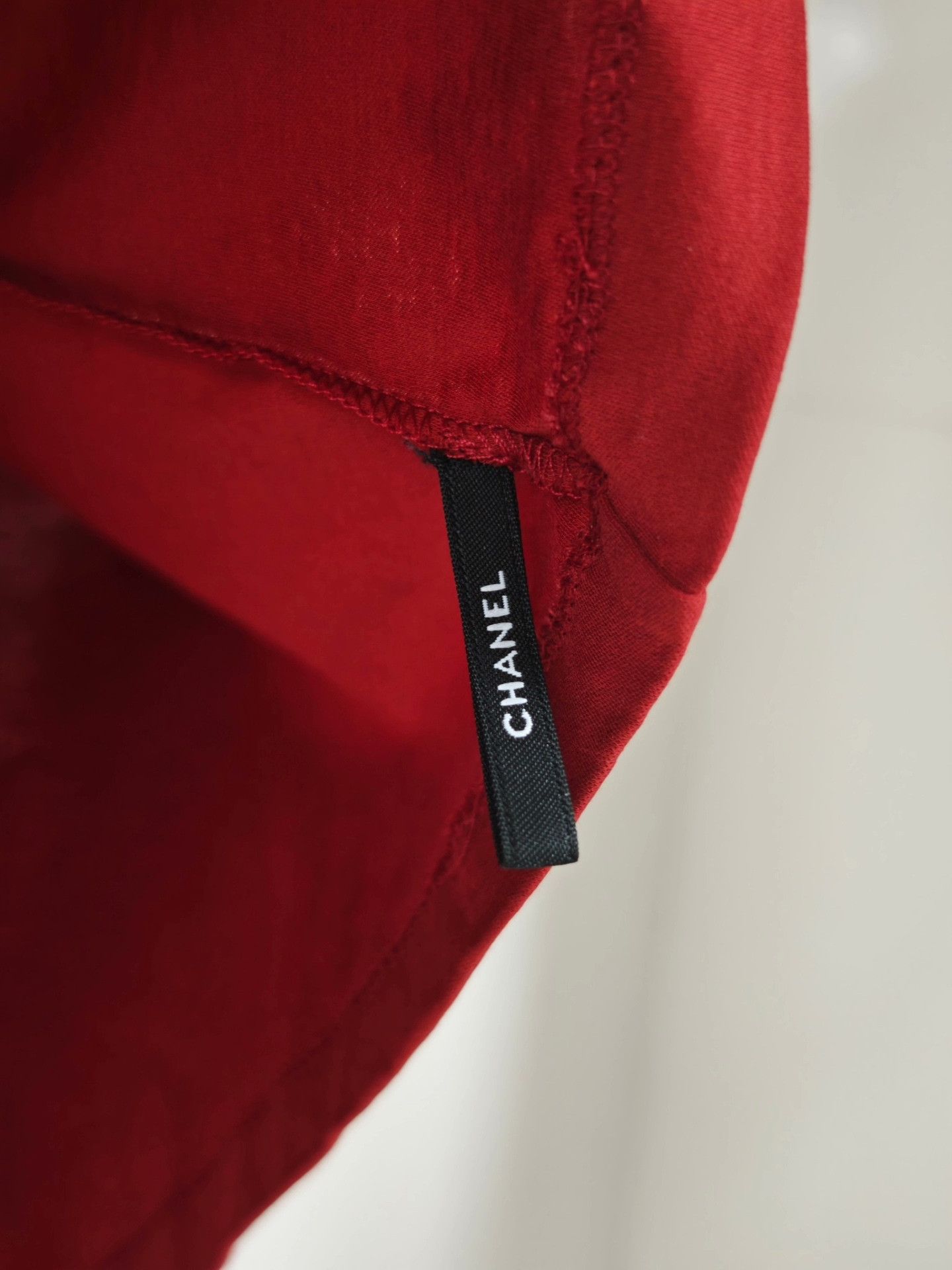 Chanel chanel gabrielle logo t-shirt in red Size US S / EU 44-46 / 1 - 5 Thumbnail