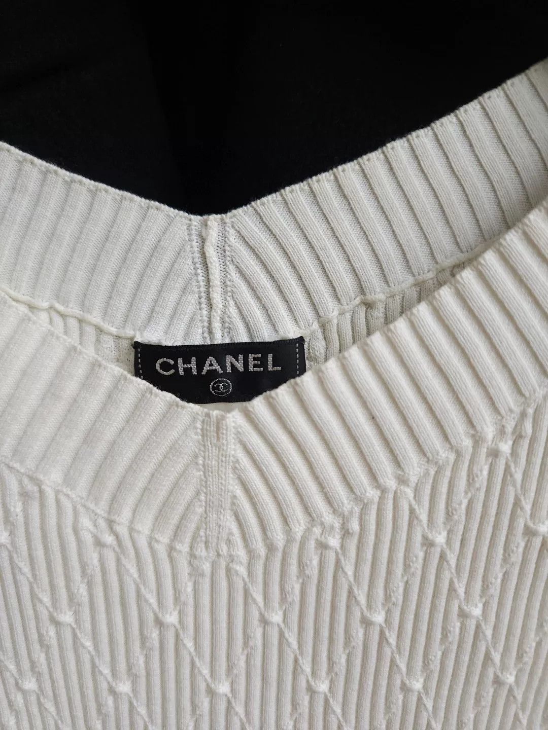 Chanel Chanel White Knit Sleeveless Top Size US XS / EU 42 / 0 - 4 Thumbnail