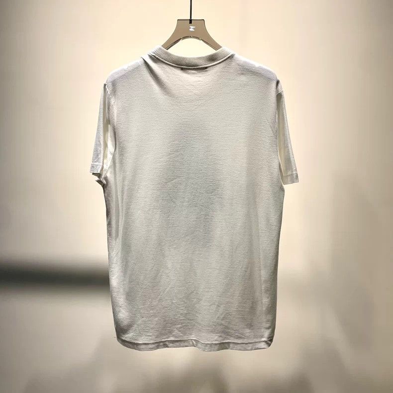 Louis Vuitton Louis Vuitton Astronaut Logo Print T-Shirt Size US L / EU 52-54 / 3 - 6 Thumbnail