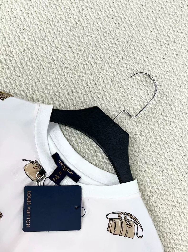Louis Vuitton Louis Vuitton White Silk Blend Logo Tee Size US M / EU 48-50 / 2 - 3 Thumbnail