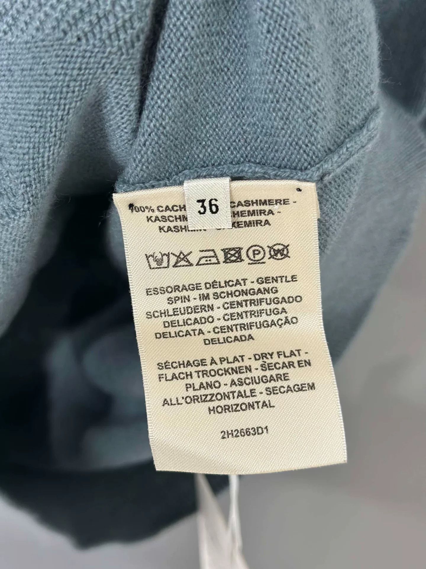 HERMES Logo Cashmere Knit Short Sleeve
