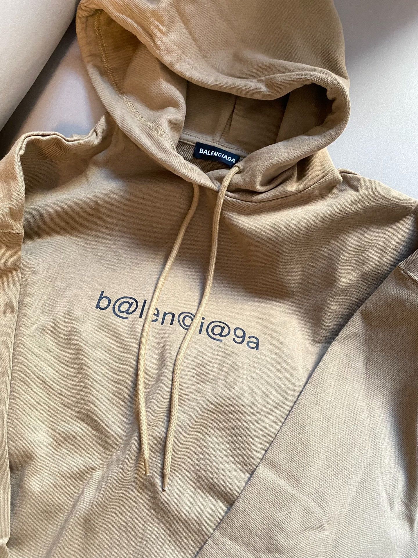 Balenciaga Balenciaga Beige Hoodie Sweatshirt XS Size US XS / EU 42 / 0 - 2 Thumbnail