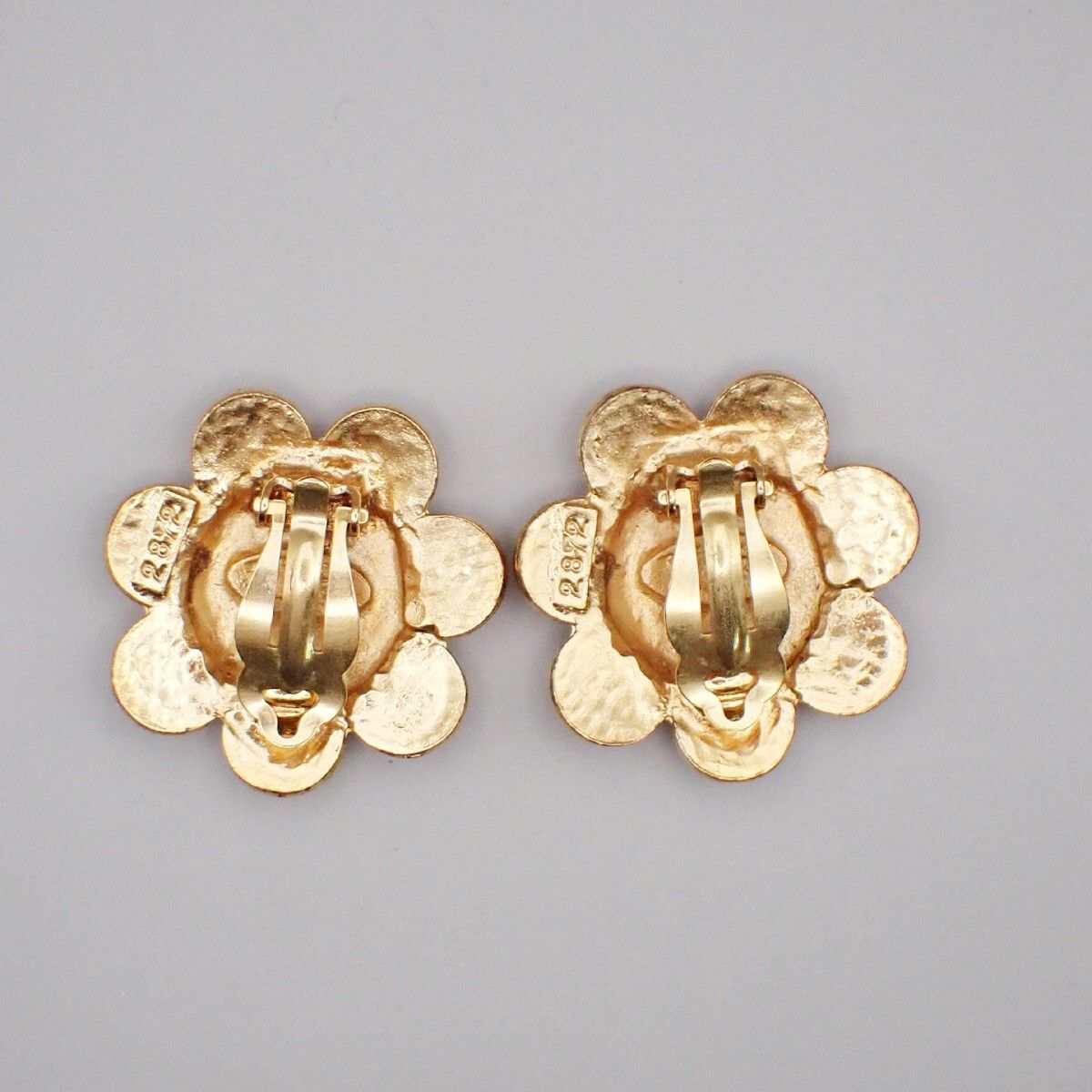Chanel Chanel Vintage CC Flower Clip-On Earrings Metal Size ONE SIZE - 2 Thumbnail