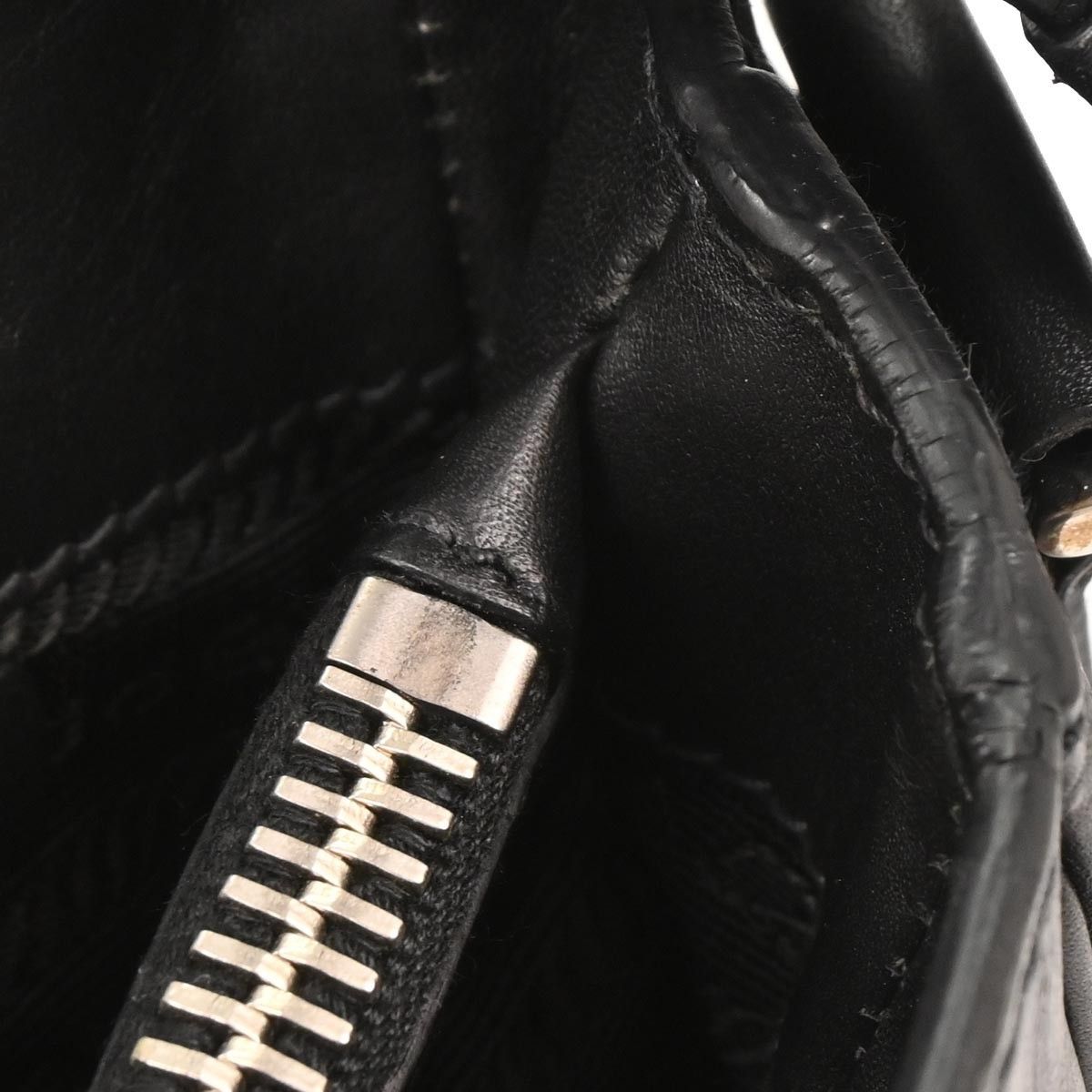 Prada Prada Two Pocket Messenger Bag Soft Calf Size ONE SIZE - 9 Thumbnail