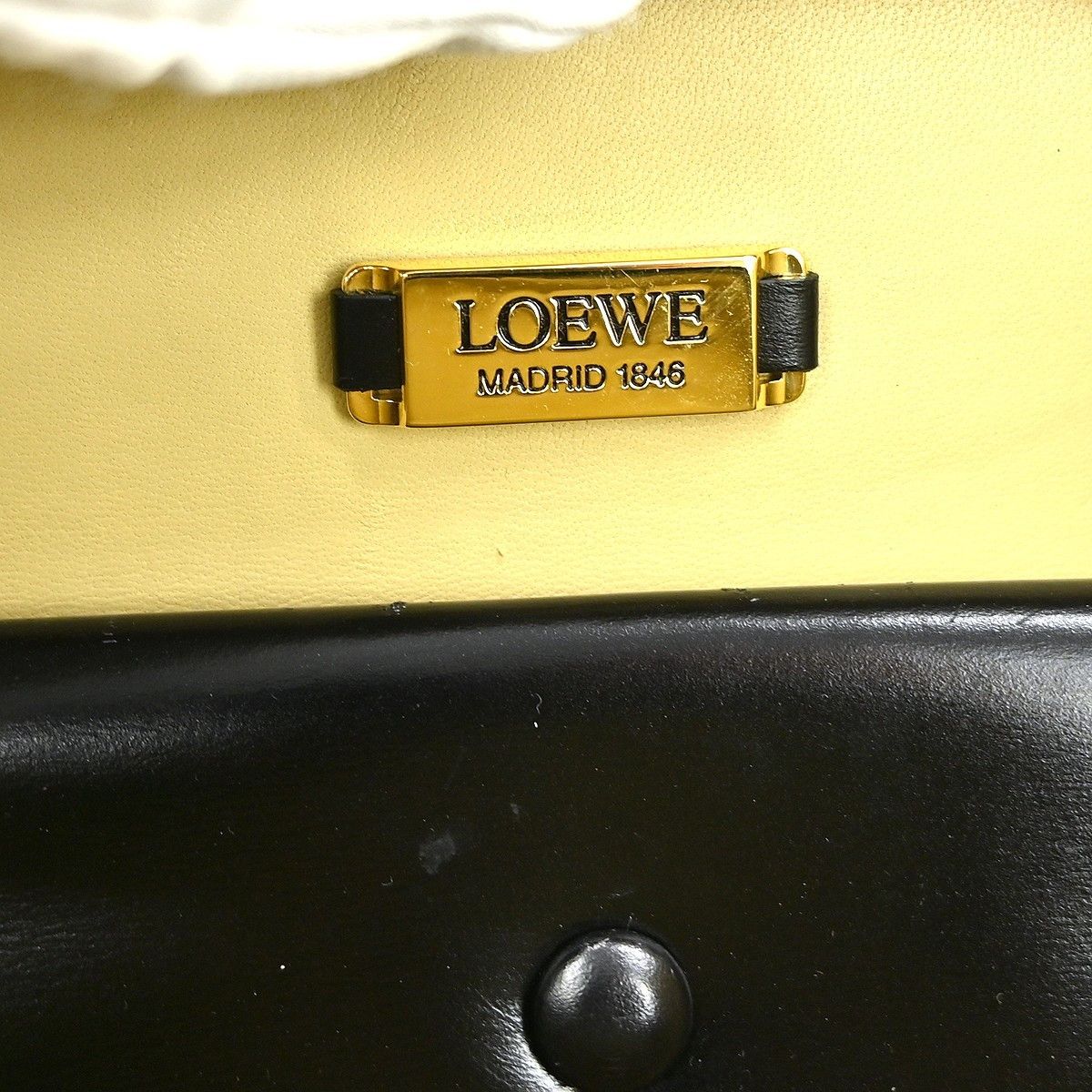 Loewe Loewe Anagram handbag Leather Size ONE SIZE - 4 Thumbnail