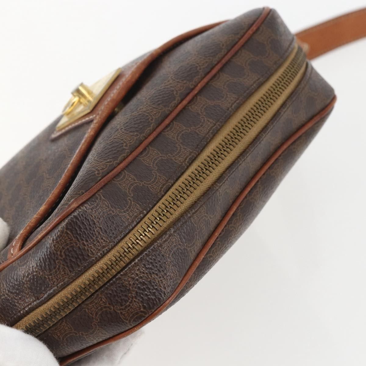 Celine Celine Vintage Macadam Canvas and Leather Size ONE SIZE - 14 Thumbnail