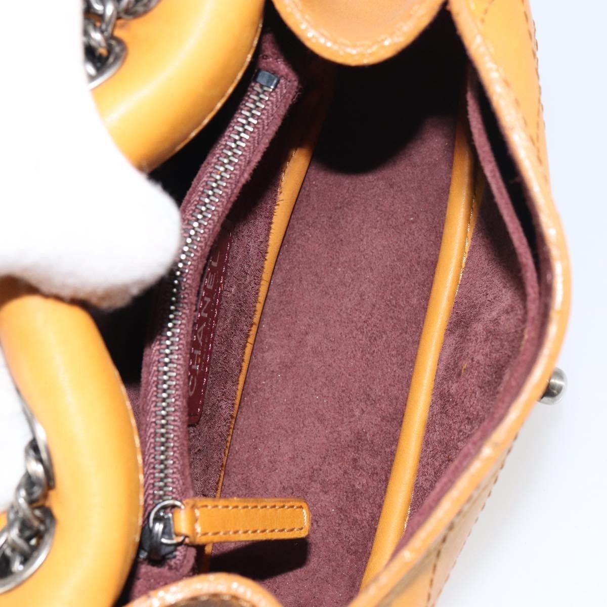 Chanel Chanel Chain Flap Bag Quilted Leather Size ONE SIZE - 5 Thumbnail