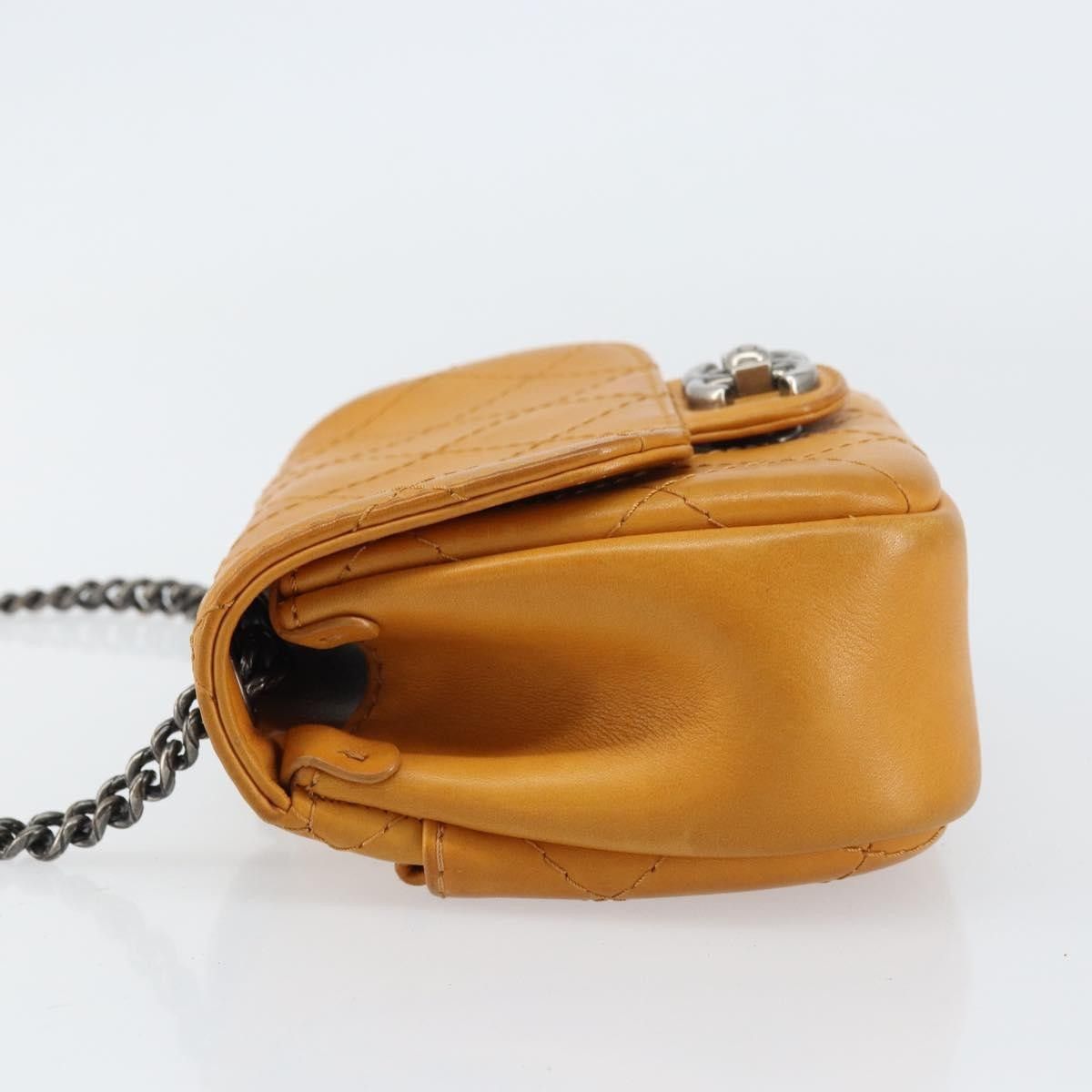Chanel Chanel Chain Flap Bag Quilted Leather Size ONE SIZE - 4 Thumbnail