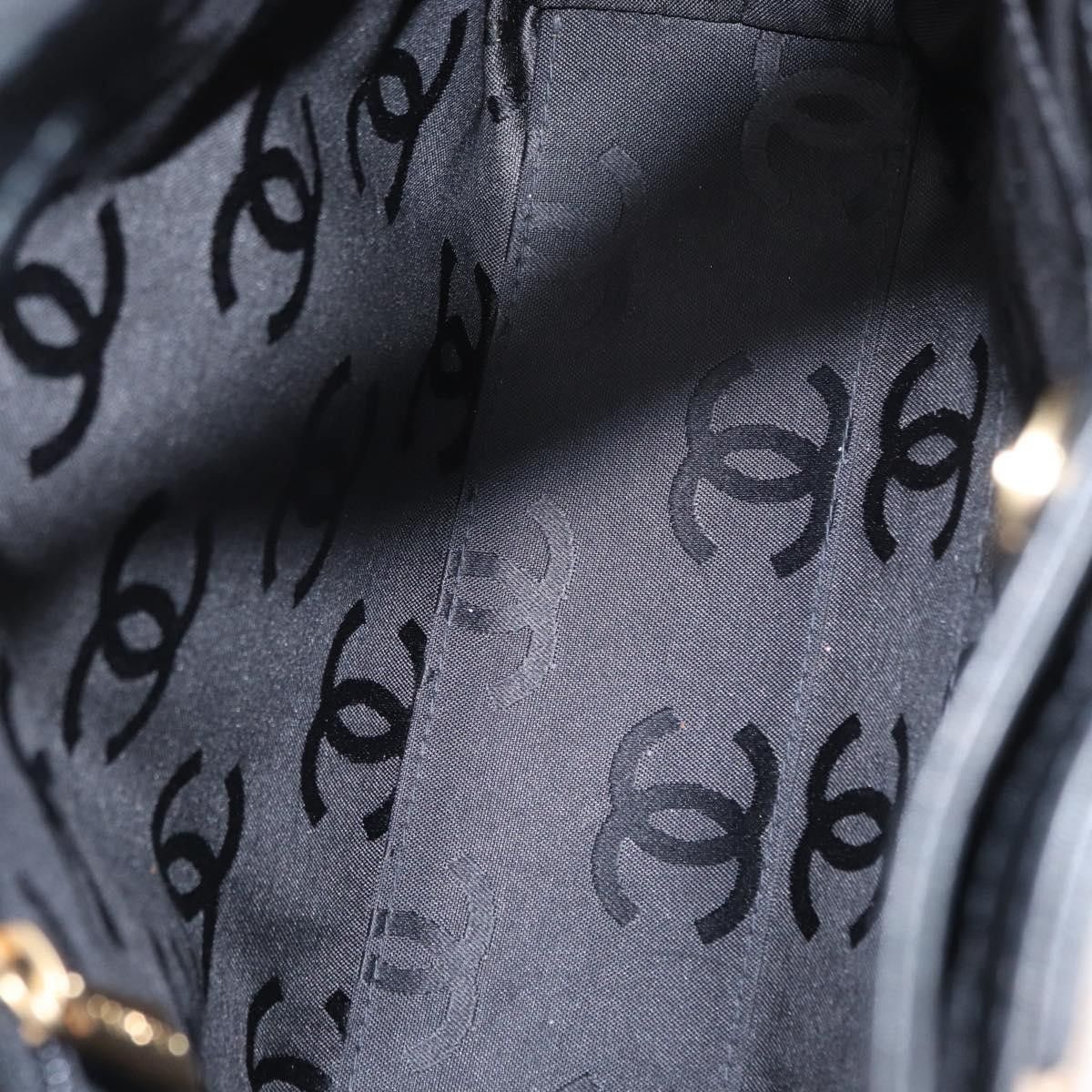 Chanel Chanel Surpique Tote Quilted Leather Size ONE SIZE - 5 Thumbnail