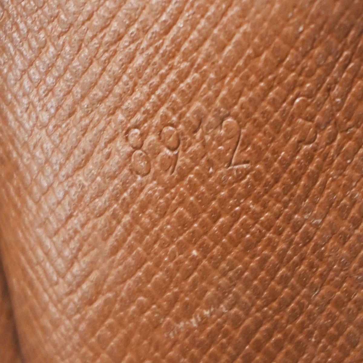Louis Vuitton Louis Vuitton Danube Handbag Monogram Canvas Size ONE SIZE - 7 Thumbnail