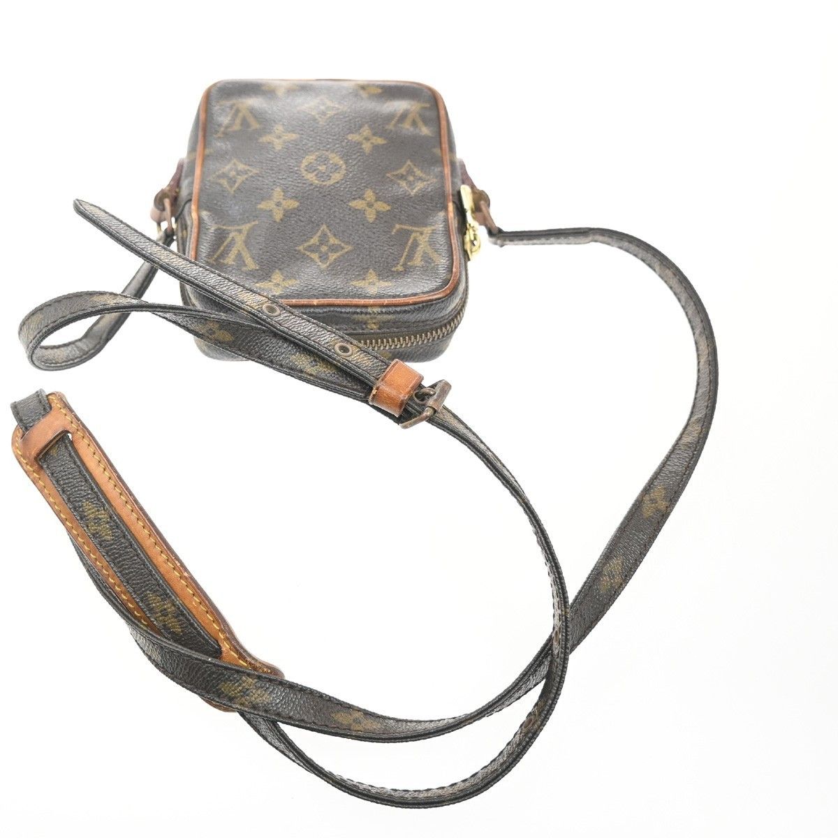 Louis Vuitton Louis Vuitton Danube Handbag Monogram Canvas Size ONE SIZE - 8 Thumbnail