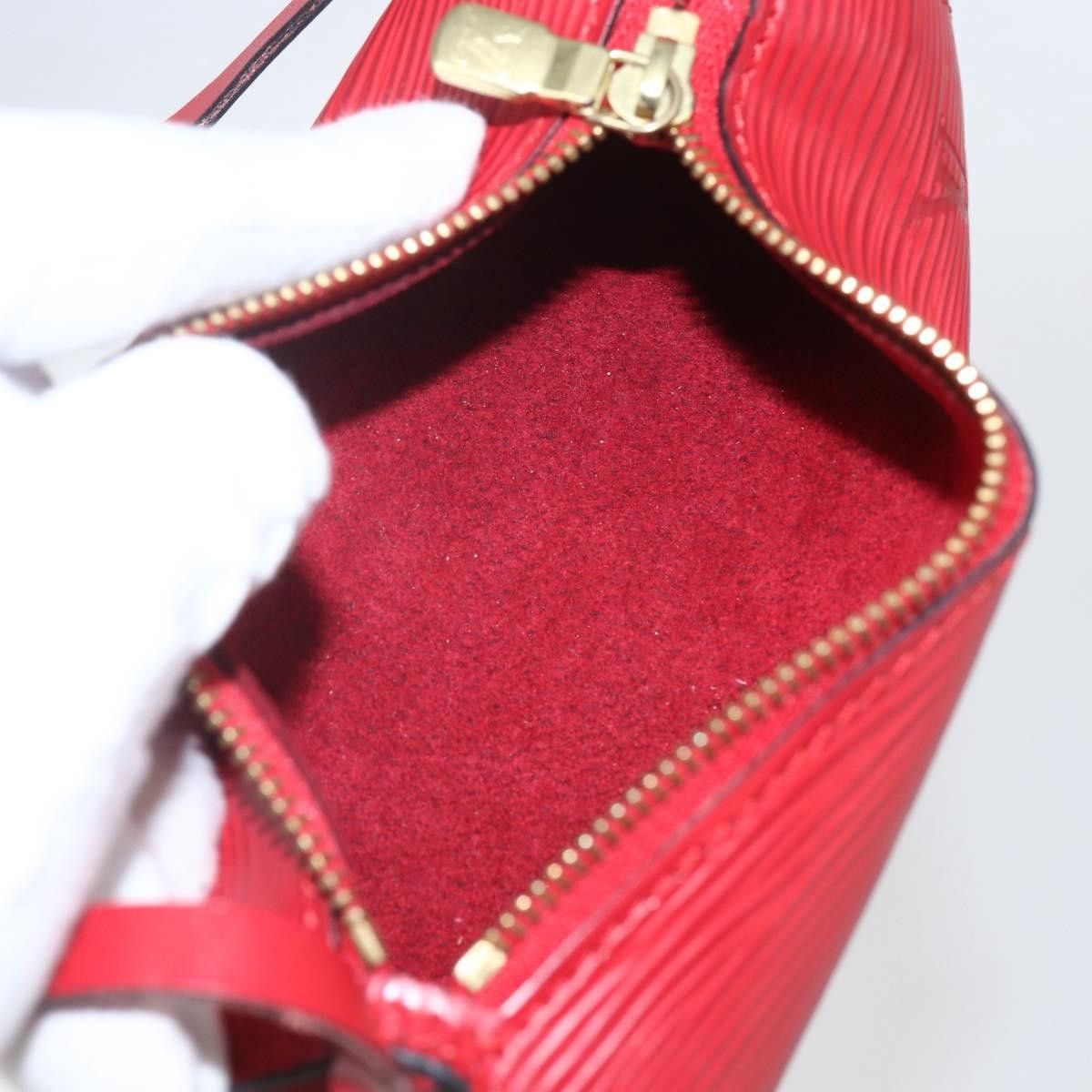 Louis Vuitton Louis Vuitton Soufflot Pochette Epi Leather Size ONE SIZE - 5 Thumbnail
