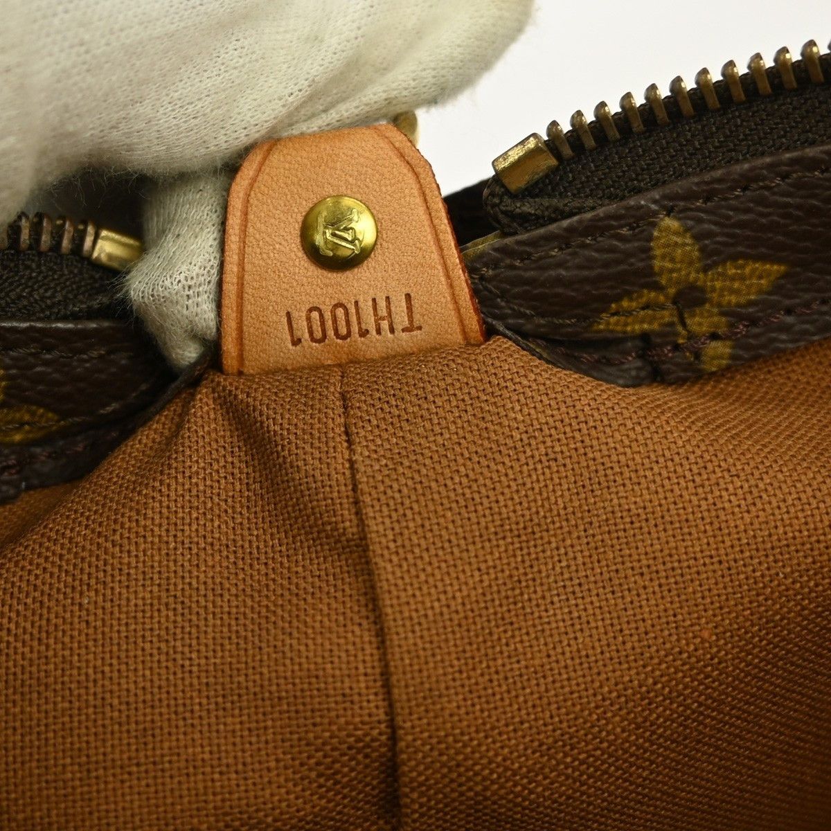 Louis Vuitton Louis Vuitton Cabas Mezzo Monogram Canvas Size ONE SIZE - 5 Thumbnail