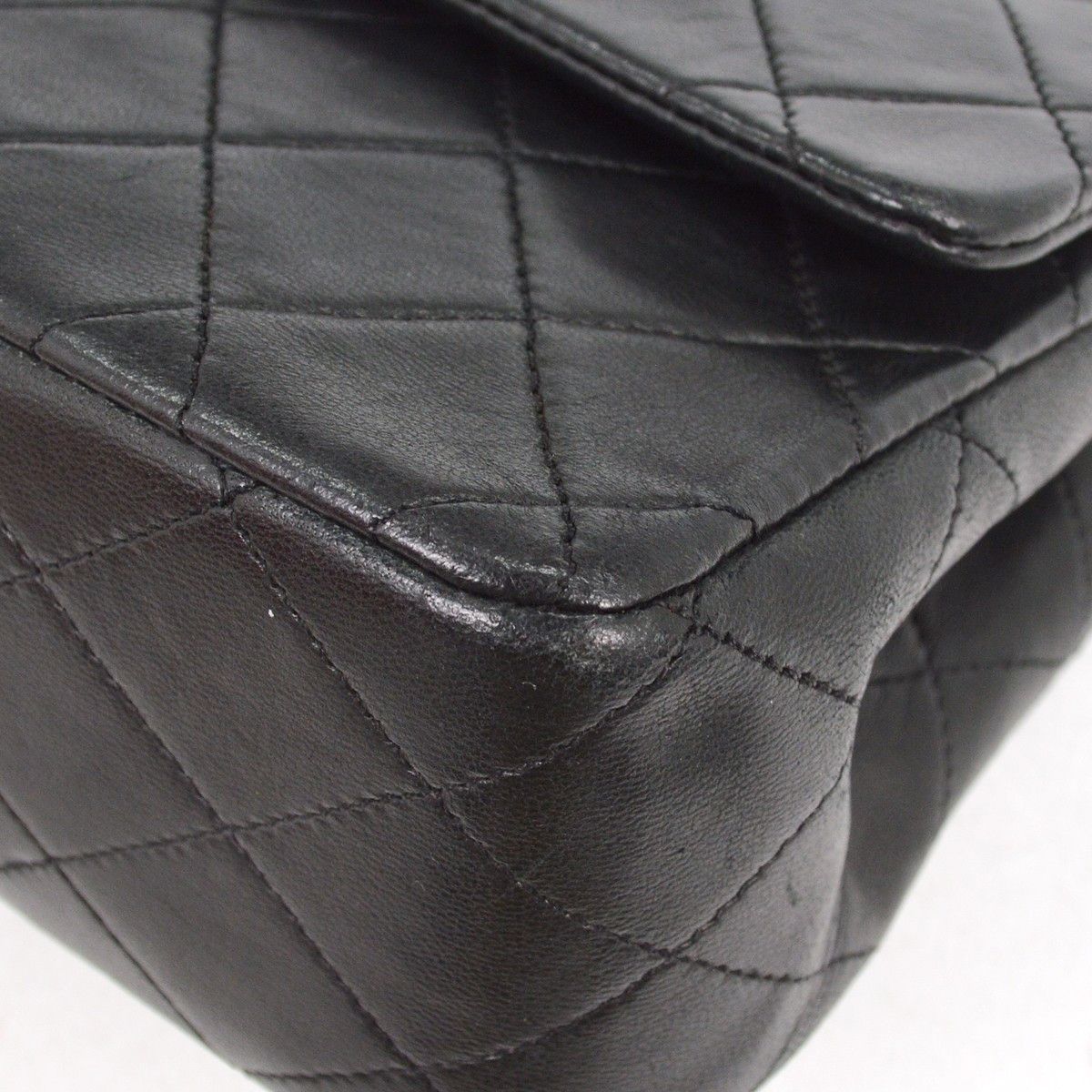 Chanel Chanel Vintage Classic Double Flap Bag Quilted Lambskin Size ONE SIZE - 8 Thumbnail