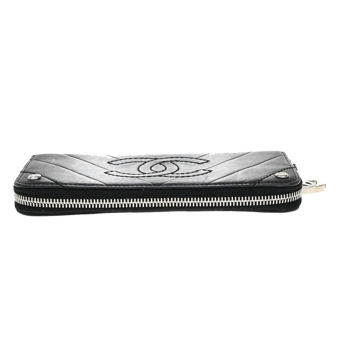 Chanel Chanel CC Charm Zip Around Quilted Lambskin Size ONE SIZE - 10 Thumbnail
