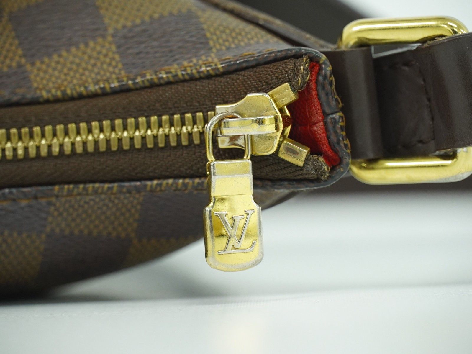 Louis Vuitton Louis Vuitton Bloomsbury Handbag Damier Size ONE SIZE - 9 Thumbnail