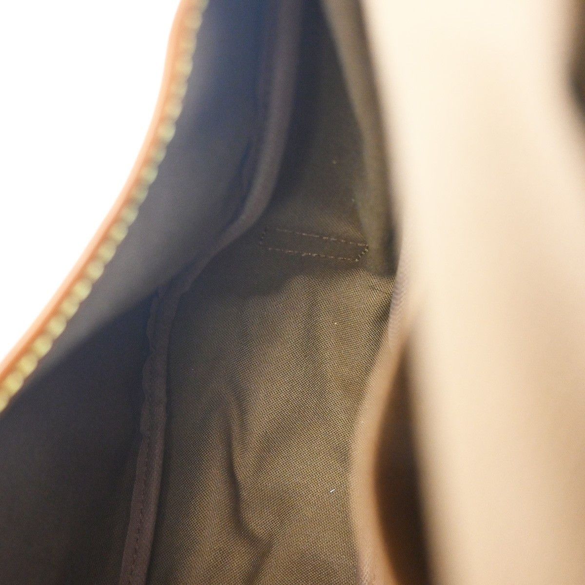 Louis Vuitton Louis Vuitton Saumur Handbag Monogram Canvas Size ONE SIZE - 17 Thumbnail