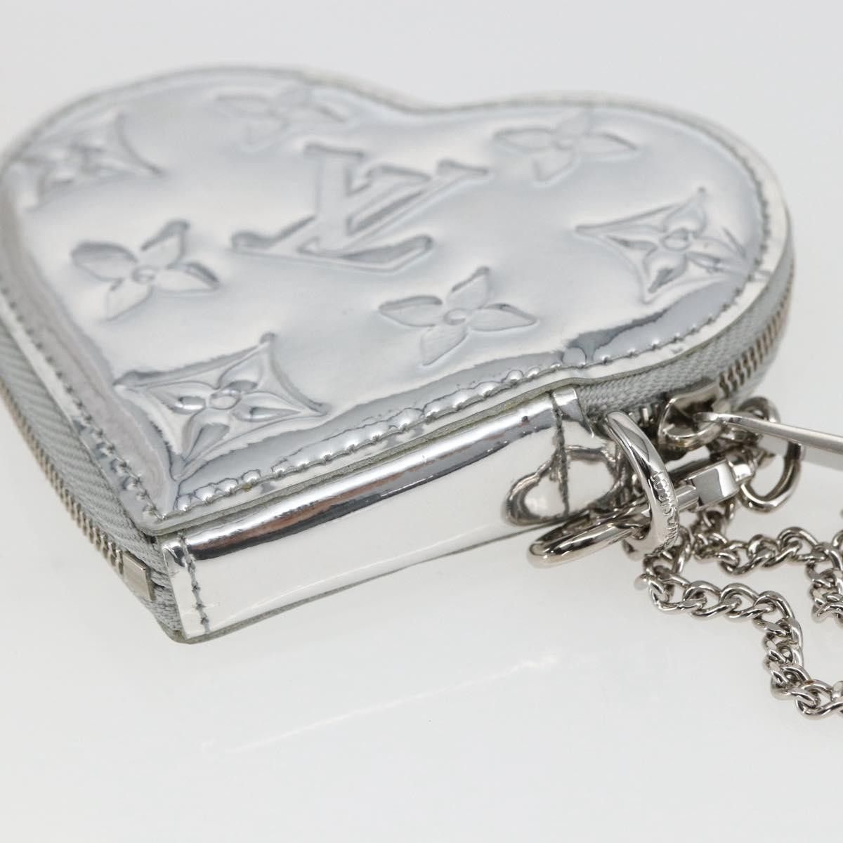 Louis Vuitton Louis Vuitton Heart Coin Purse Monogram Miroir PVC Size ONE SIZE - 16 Thumbnail