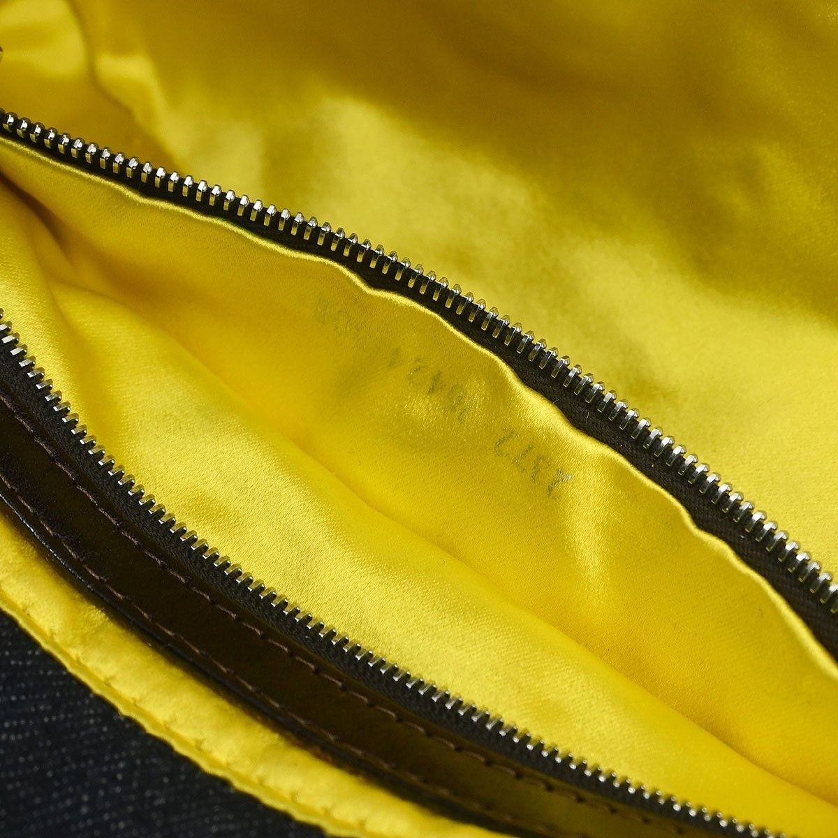 Fendi Fendi Baguette Bag Embellished Denim Size ONE SIZE - 10 Thumbnail