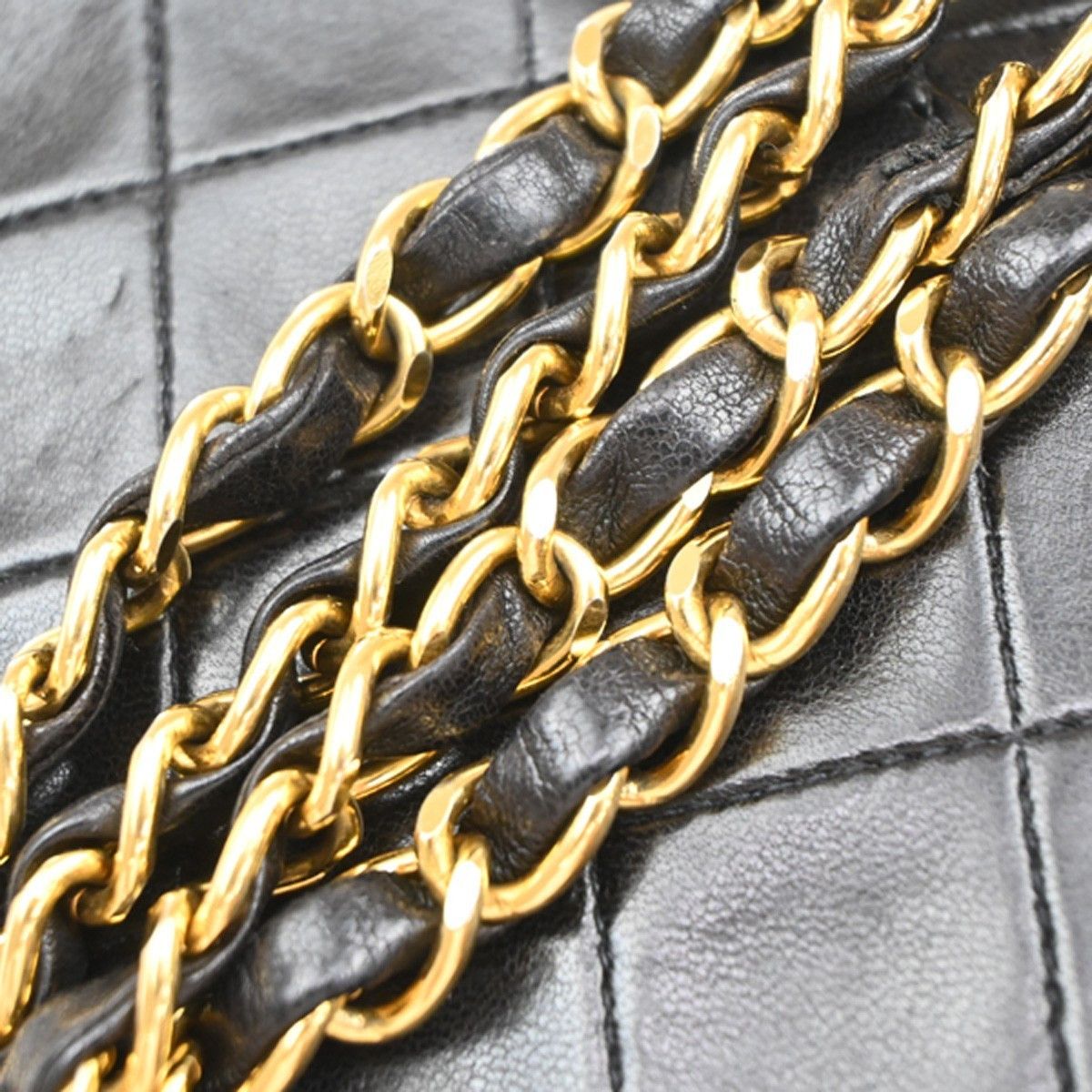 Chanel Chanel Vintage Classic Double Flap Bag Quilted Lambskin Size ONE SIZE - 10 Thumbnail