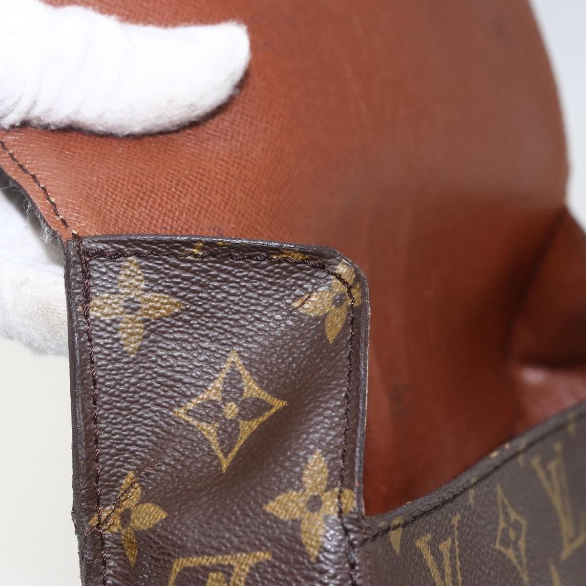 Louis Vuitton Louis Vuitton Saint Cloud Handbag Monogram Canvas Size ONE SIZE - 21 Thumbnail