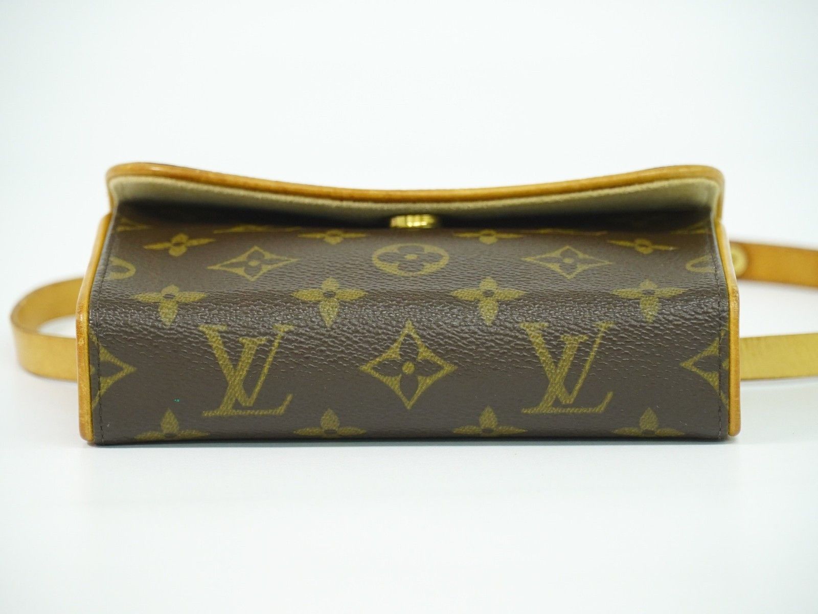 Louis Vuitton Louis Vuitton Florentine Waist Monogram Canvas Size ONE SIZE - 12 Thumbnail