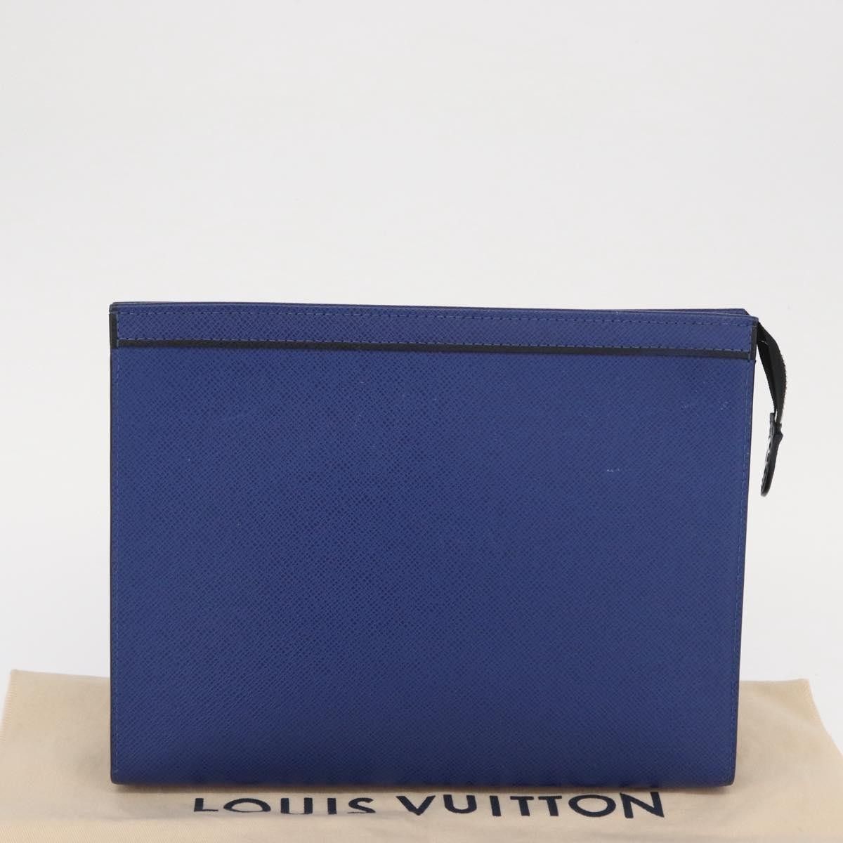 Louis Vuitton Louis Vuitton Pochette Voyage Taiga Leather Size ONE SIZE - 15 Thumbnail