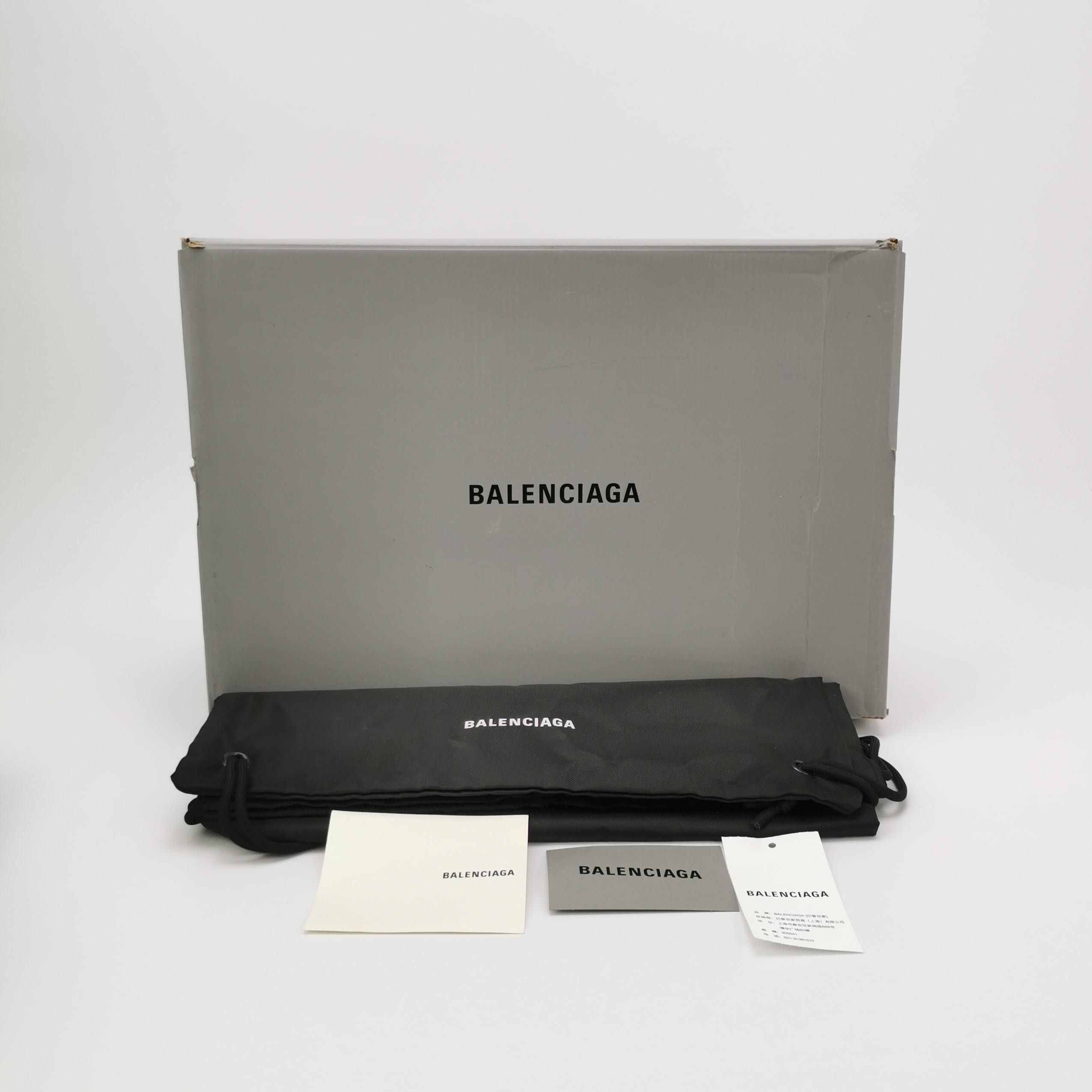 Balenciaga Balenciaga Phantom Mesh Logo Lace-Up Casual Shoes 44 Size US 10 / EU 43 - 12 Thumbnail