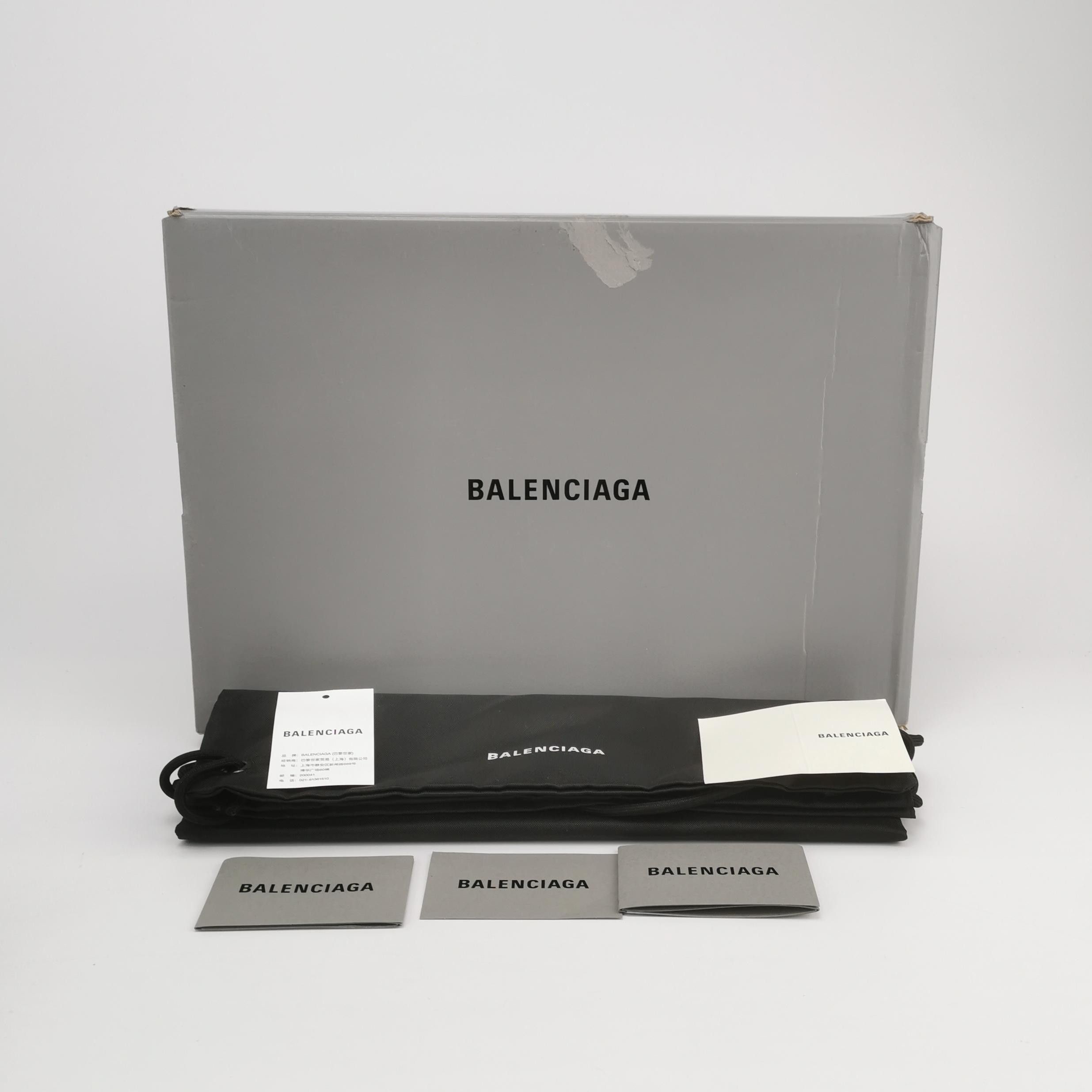 Balenciaga Balenciaga Runner White Red Logo Sneakers Size 41 Size US 8 / EU 41 - 12 Thumbnail