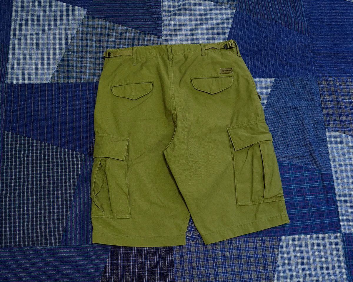 Descendant descendant m65 satin shorts in olive green Size US 31 - 2 Thumbnail