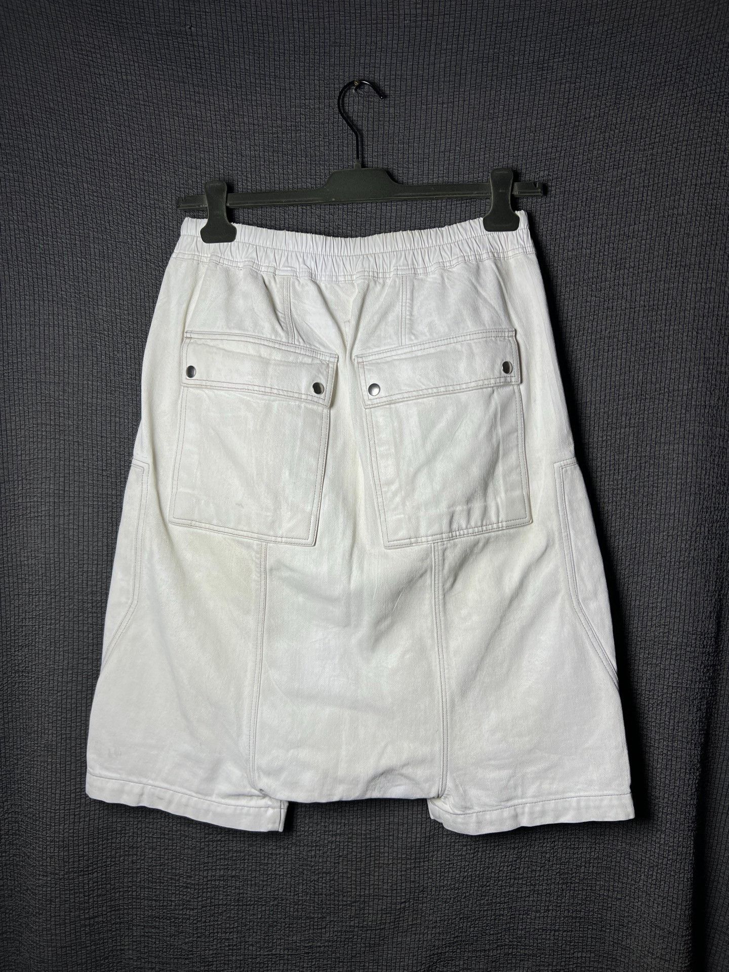 Rick Owens Rick Owens White Waxed Shorts Size US 38 / EU 54 - 3 Thumbnail