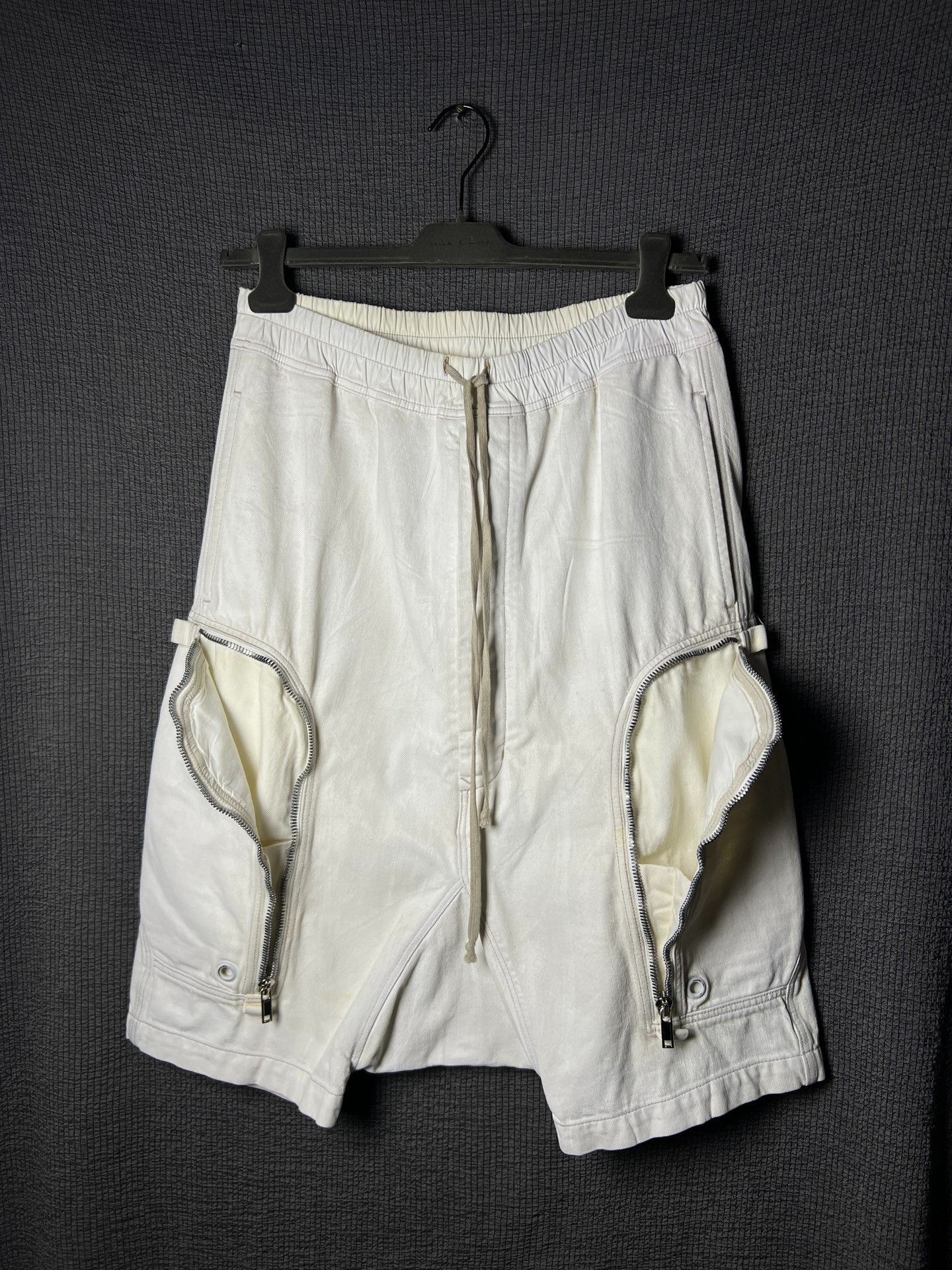 Rick Owens Rick Owens White Waxed Shorts Size US 38 / EU 54 - 4 Thumbnail