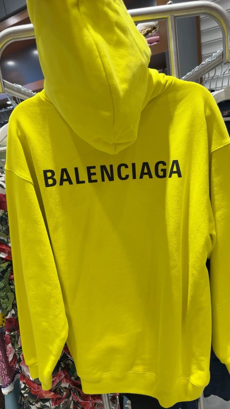 Balenciaga Balenciaga Yellow Logo Hoodie Size US S / EU 44-46 / 1 - 4 Thumbnail