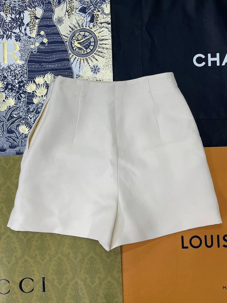 Dior Dior Off-White Silk Wool High-Waist Shorts Size US 32 / EU 48 - 2 Thumbnail